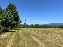 Rovinatý a slnečný stavebný pozemok v PIešti I., Detva