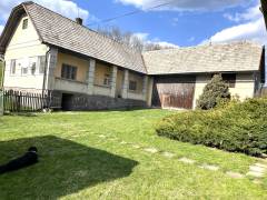 Rodinný dom v Ivinách s veľkým pozemkom a prírodnou atmosférou